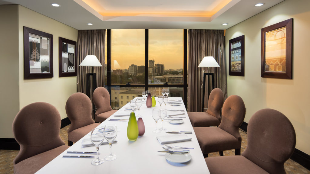 Private Dining in Club Lounge Private Dinning in Club Lounge